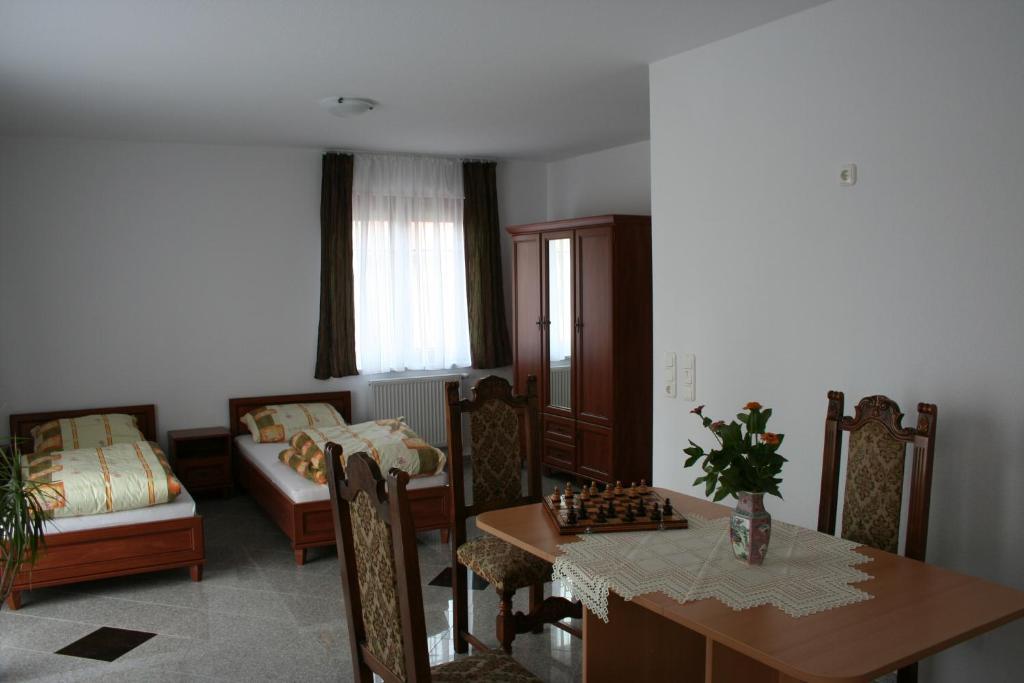 Appartement Pensjonacik Graven à Nidzica Chambre photo